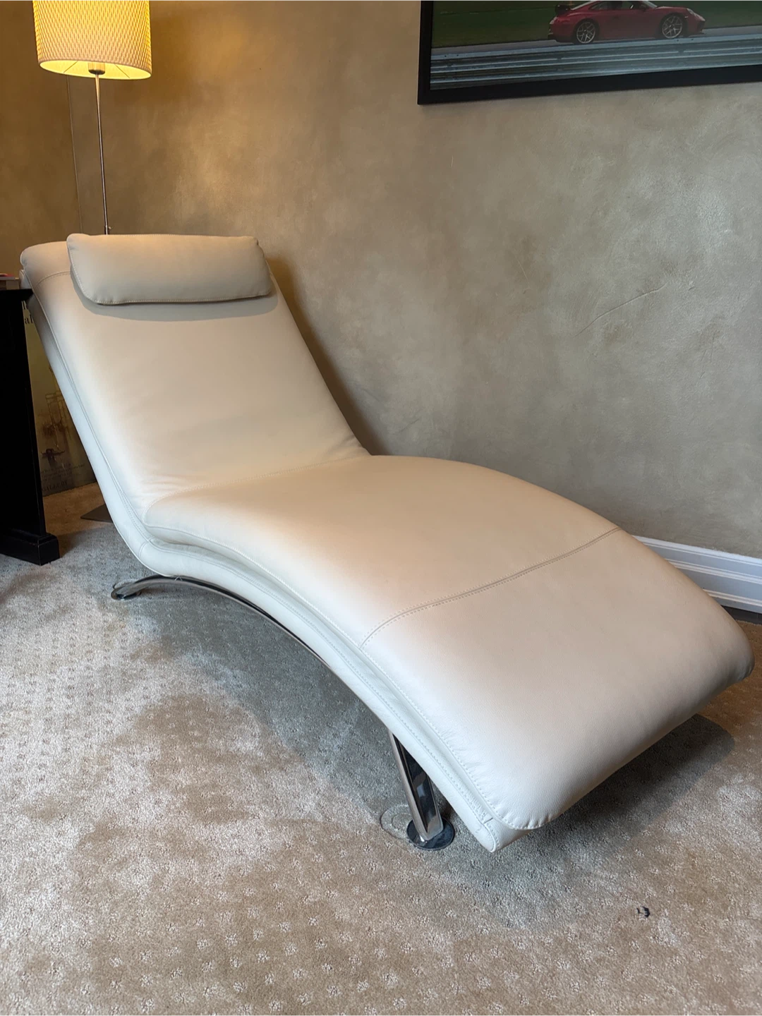 Aquila Cream Leather Chaise Lounge
