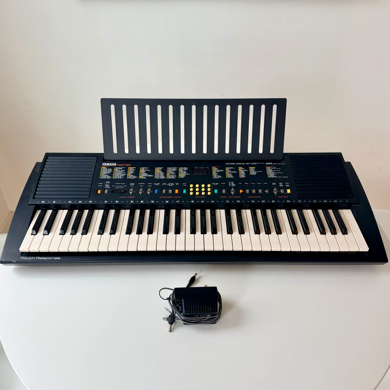 Yamaha PSR-83 Electronic Keyboard 🏈 - photo 2