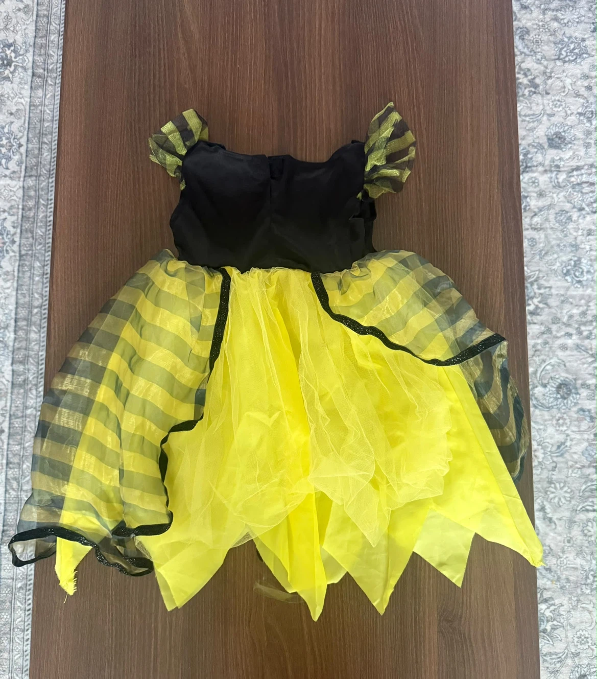 Children's Bee Halloween Costume - photo 2