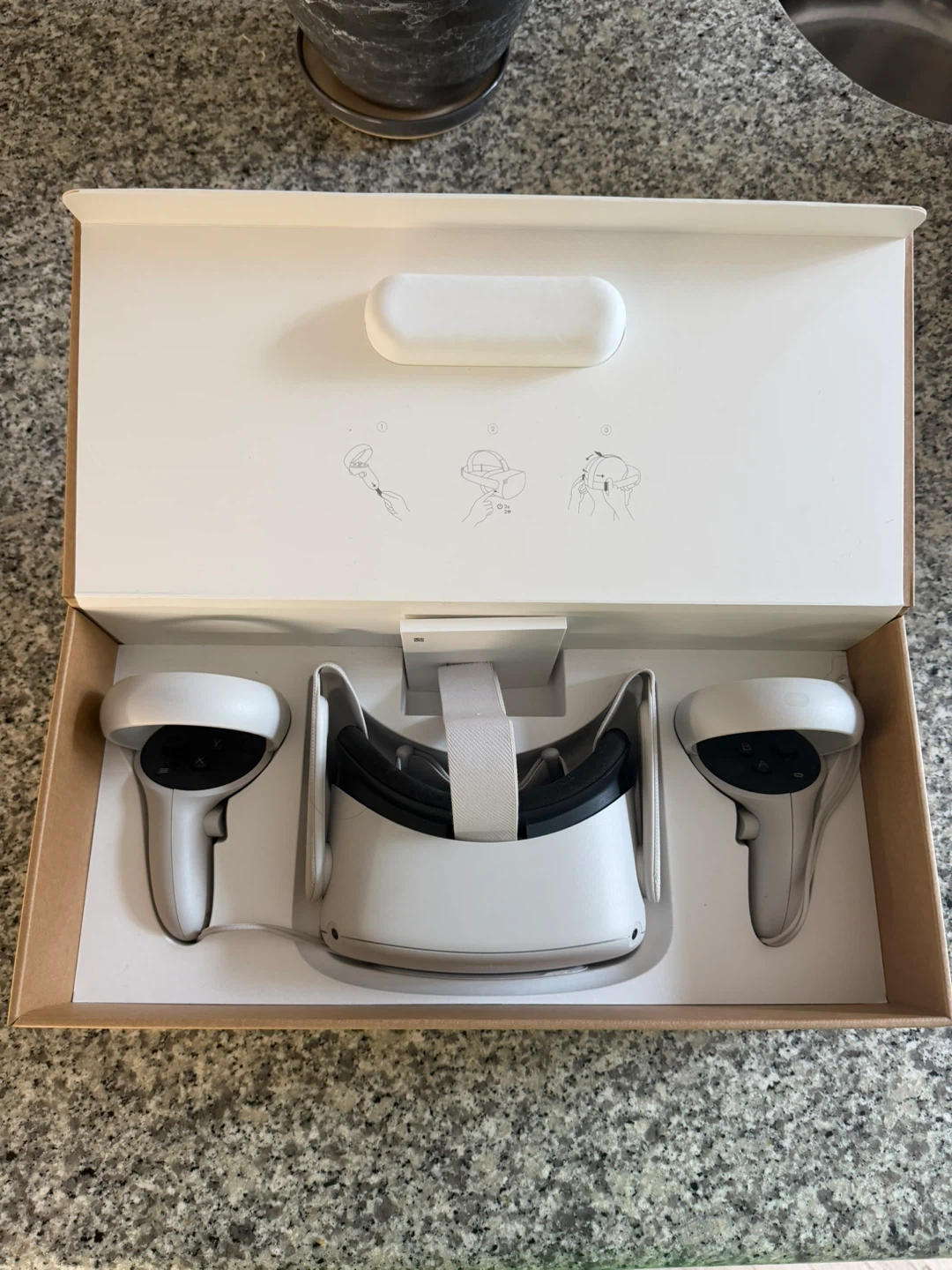 Oculus Quest 2 64GB VR Headset – Good Condition