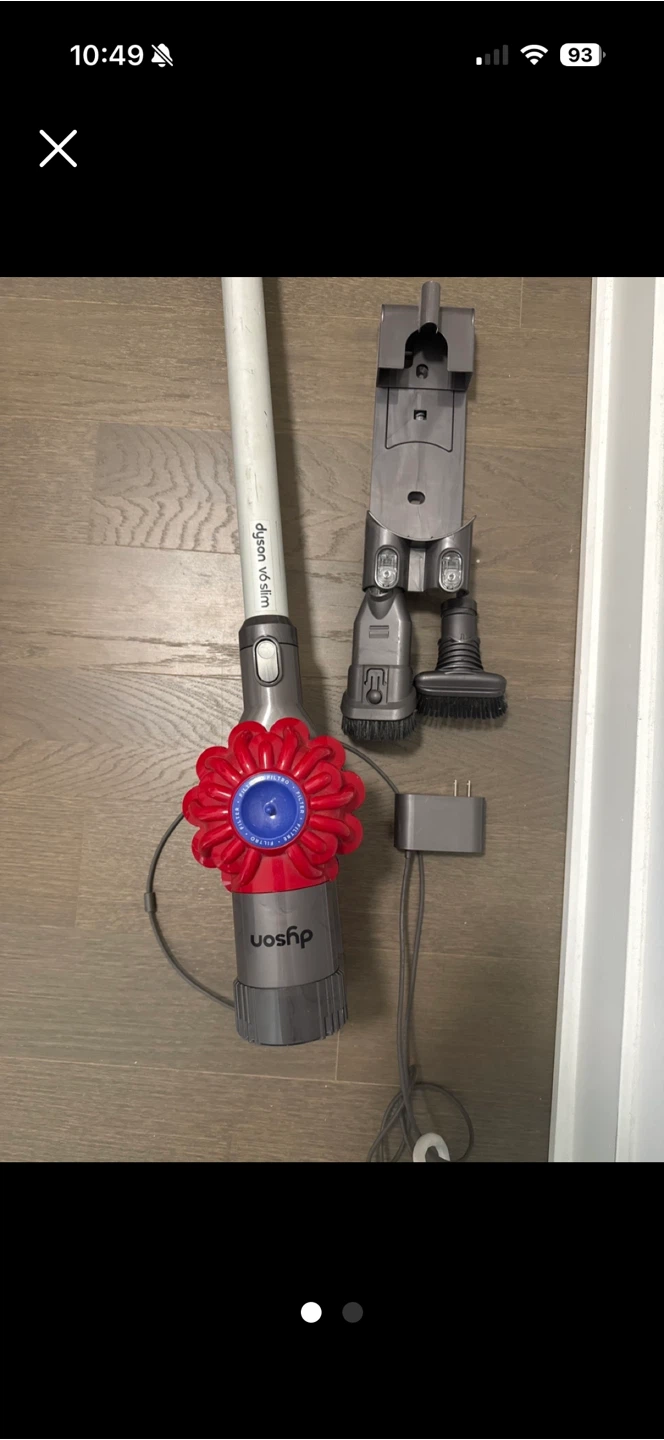 Dyson V6 Slim Cordless Vacuum