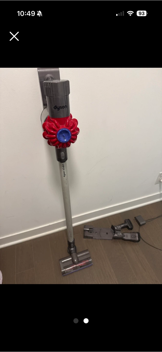 Dyson V6 Slim Cordless Vacuum - photo 2