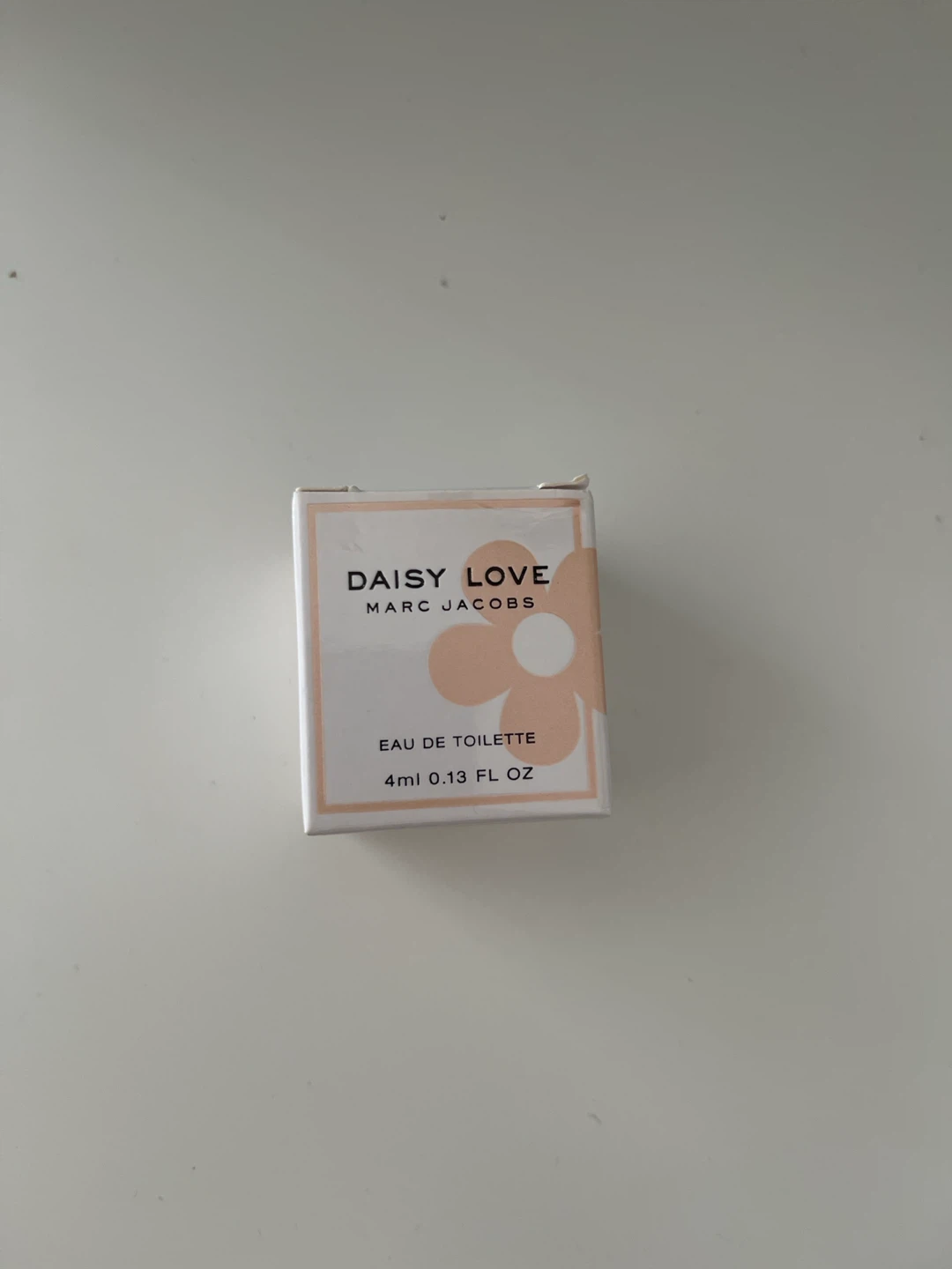 Marc Jacobs Daisy Love Eau de Toilette 4ml 🏈