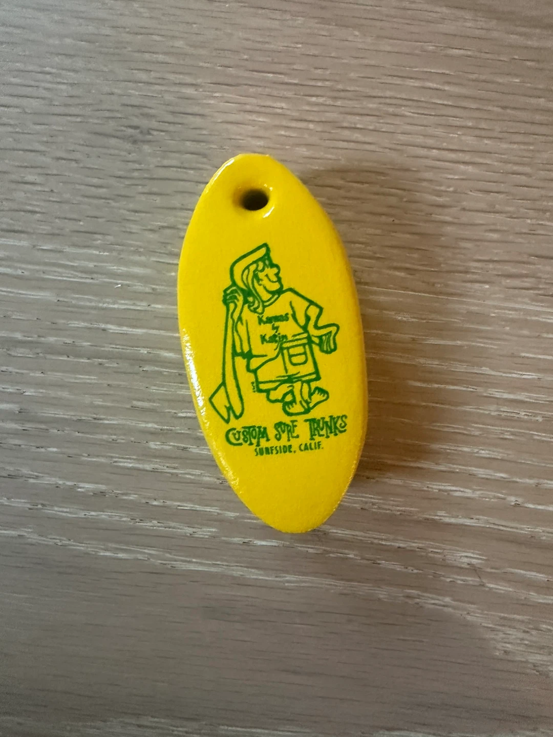 🏈Katin Surfside Keychain