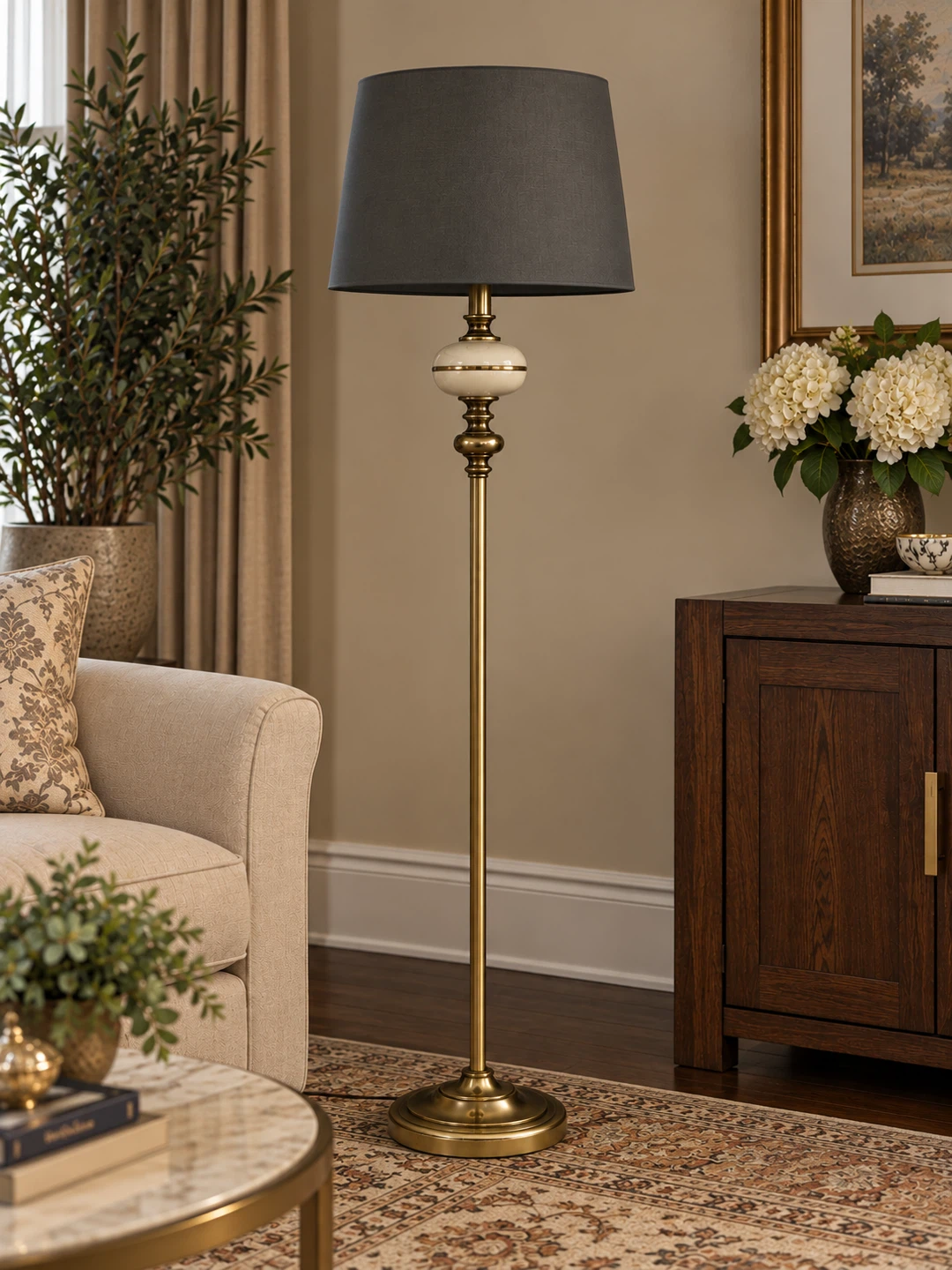 Traditional Brass and Ceramic Floor Lamp - photo 3