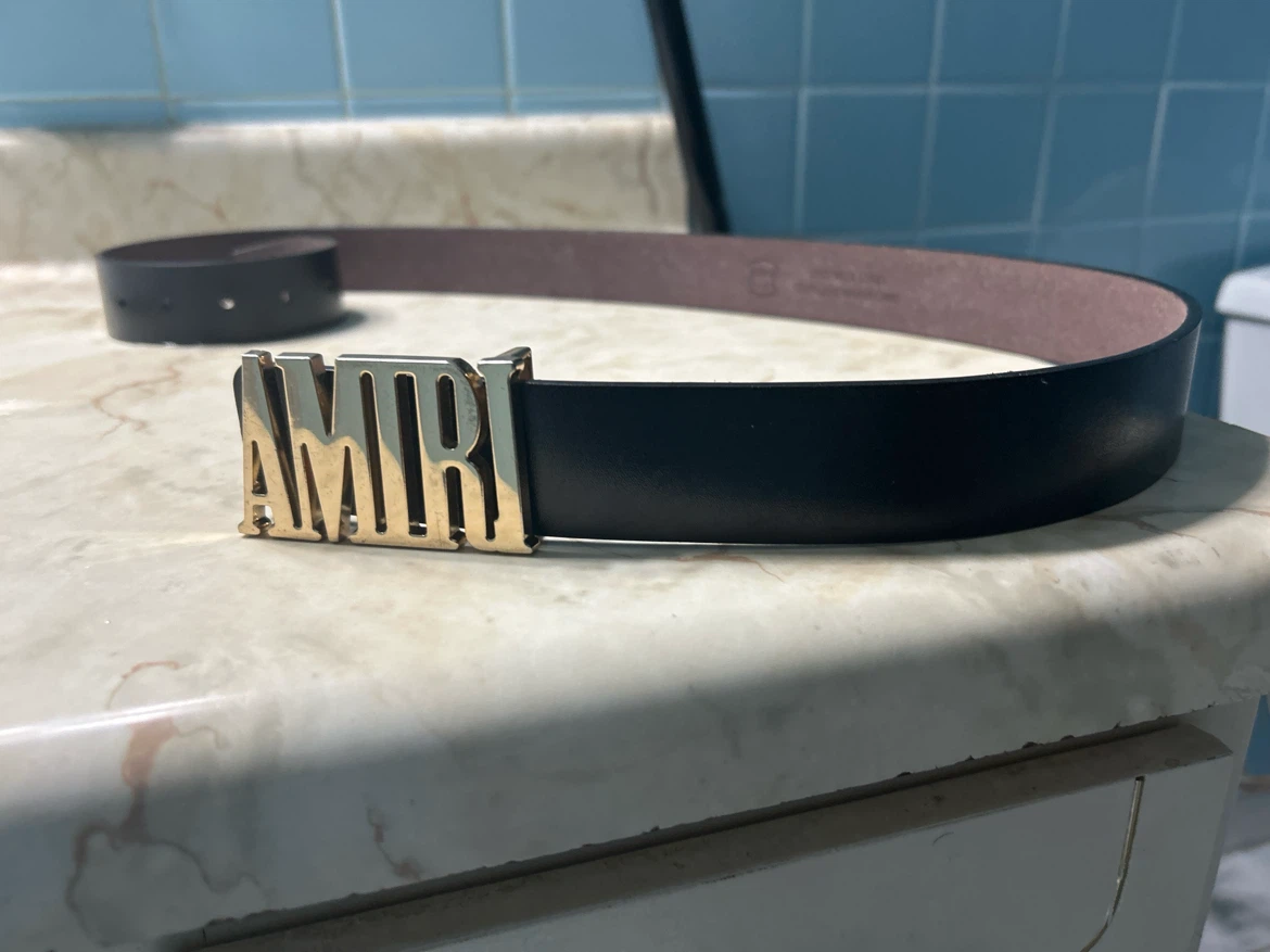 AMIRI black leather belt with gold logo buckle - photo 3