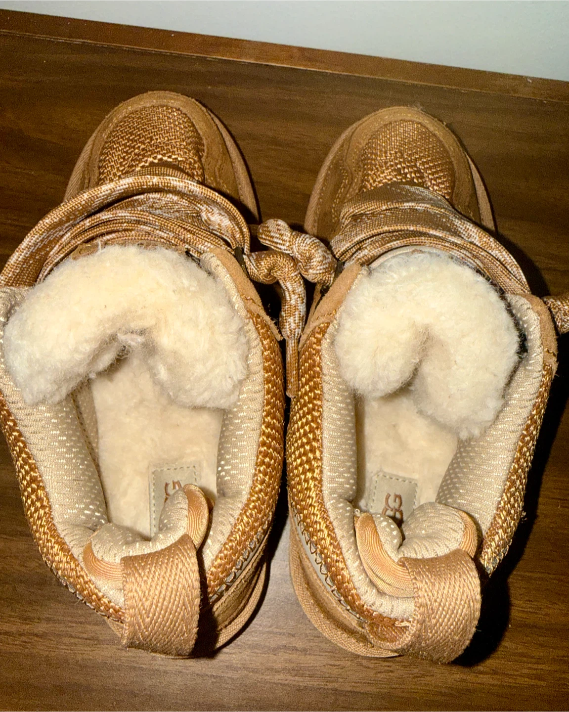 UGG Lowmel Sand Sneakers – Size 3 / EU 35 - photo 4
