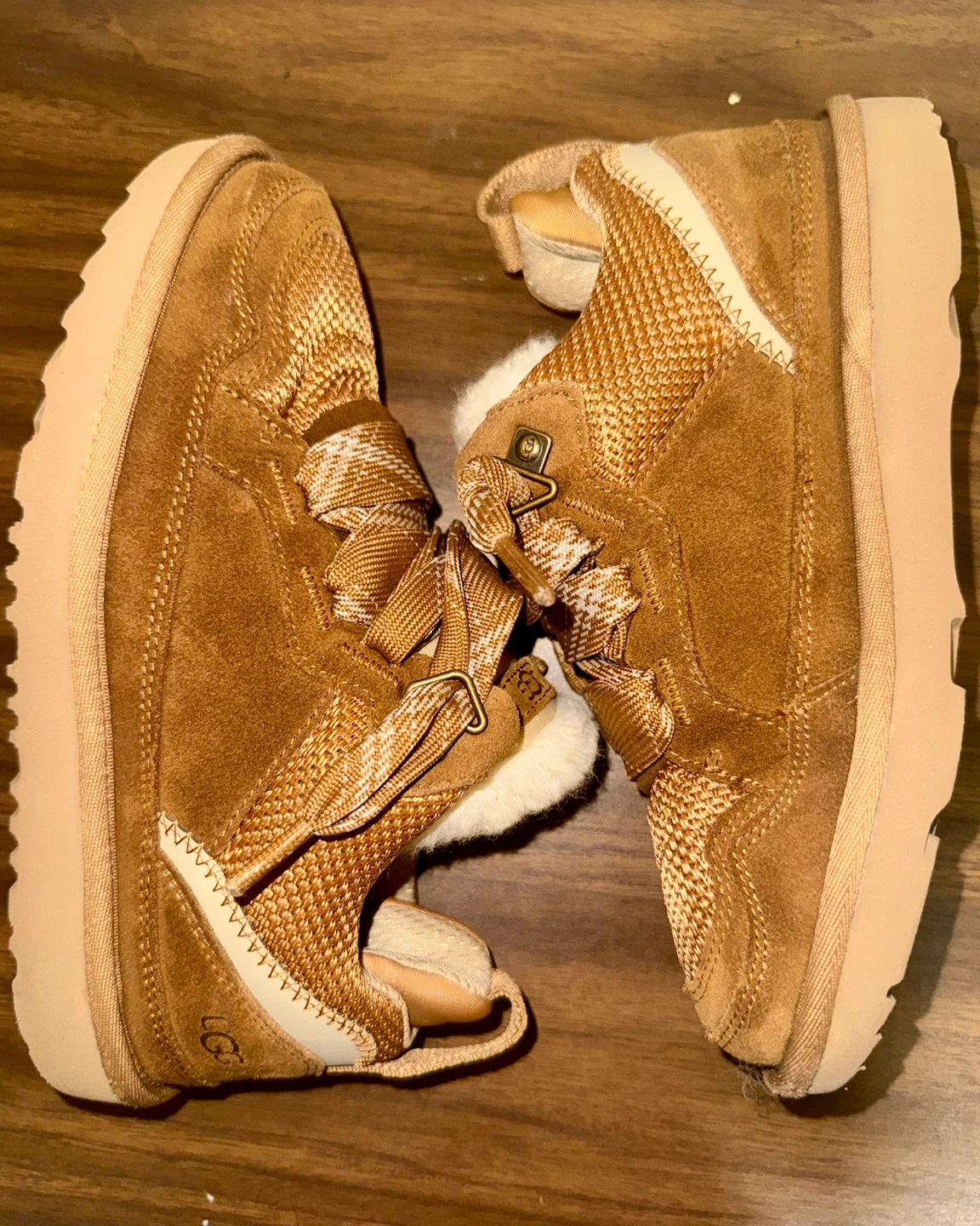UGG Lowmel Sand Sneakers – Size 3 / EU 35 - photo 5