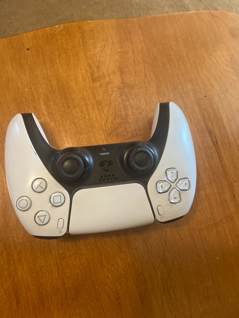 Sony PlayStation 5 DualSense Wireless Controller - photo 3