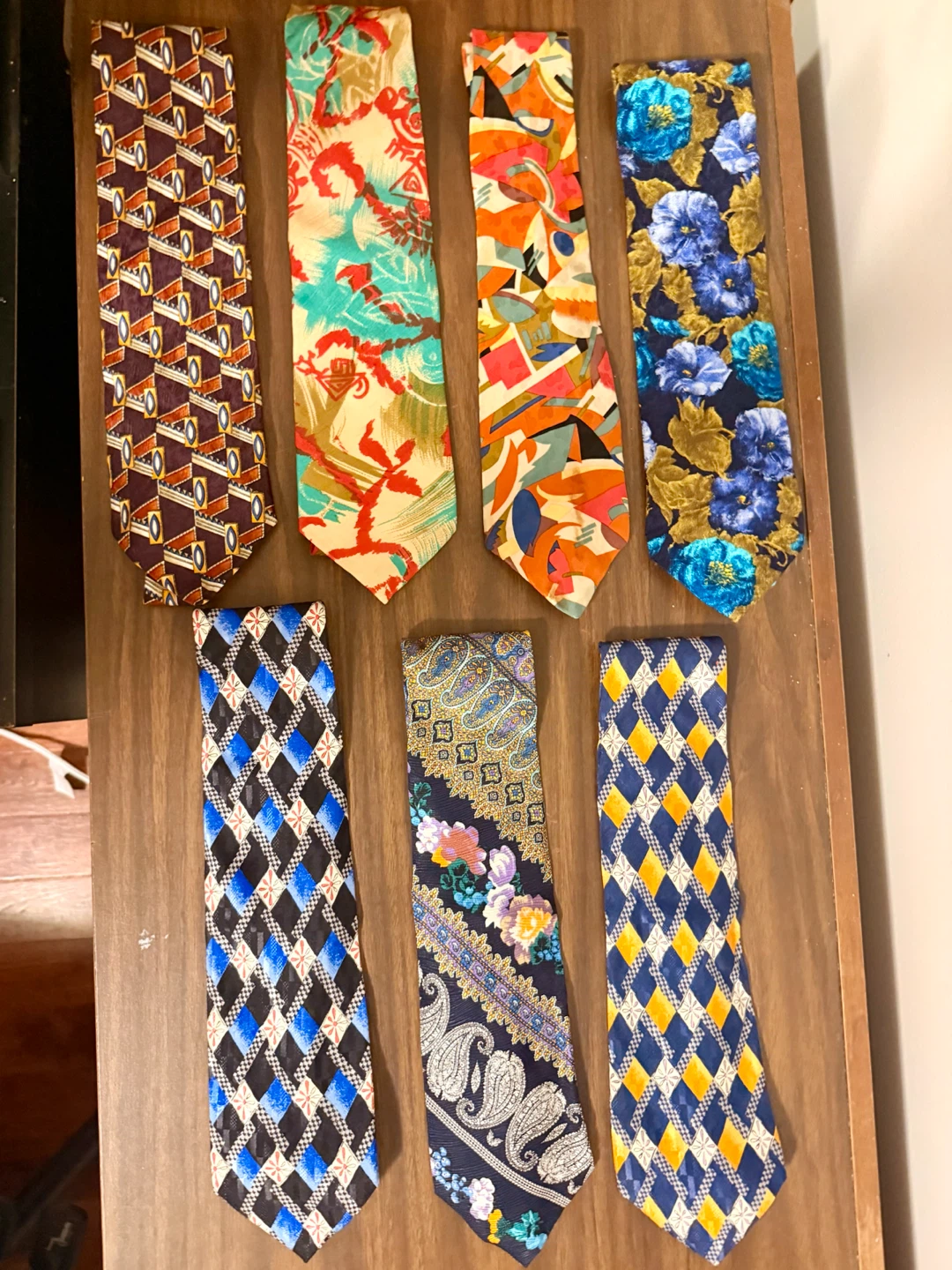 Italian Silk Vintage Tie Set From The 90s | Art-Deco Inspired