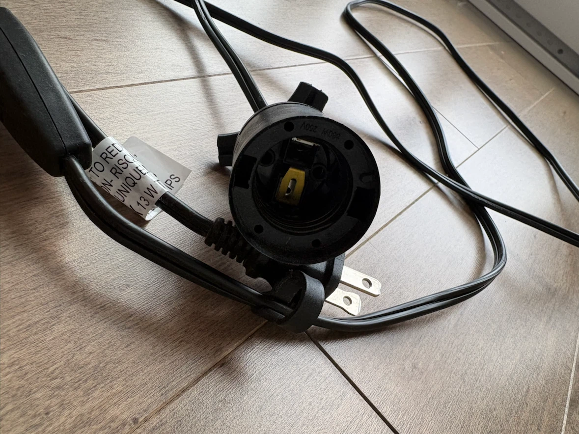 Black Lamp Cord with switch 🏈 - photo 2