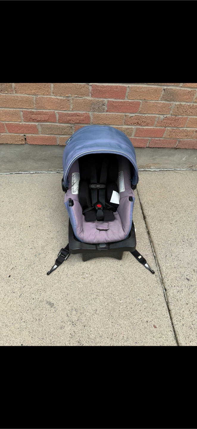 Evenflo LiteMax Sport Infant Car Seat - photo 2