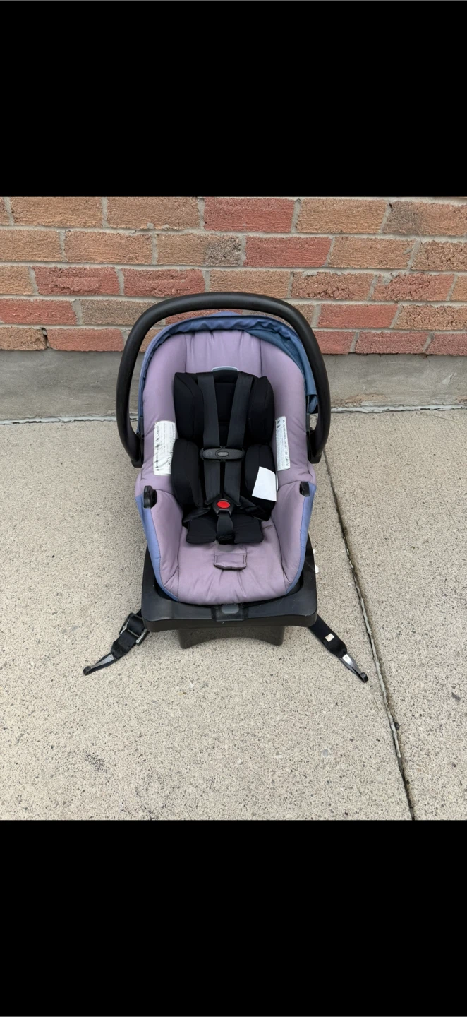 Evenflo LiteMax Sport Infant Car Seat - photo 3