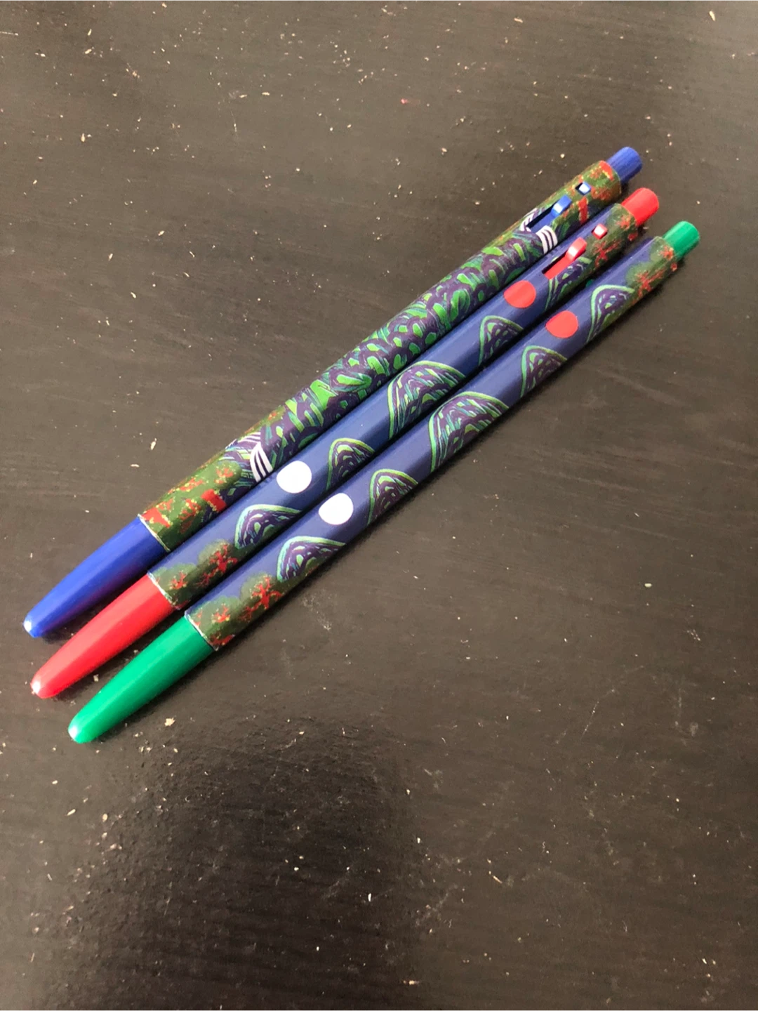 Set of 3 Patterned Retractable Pens🏈
