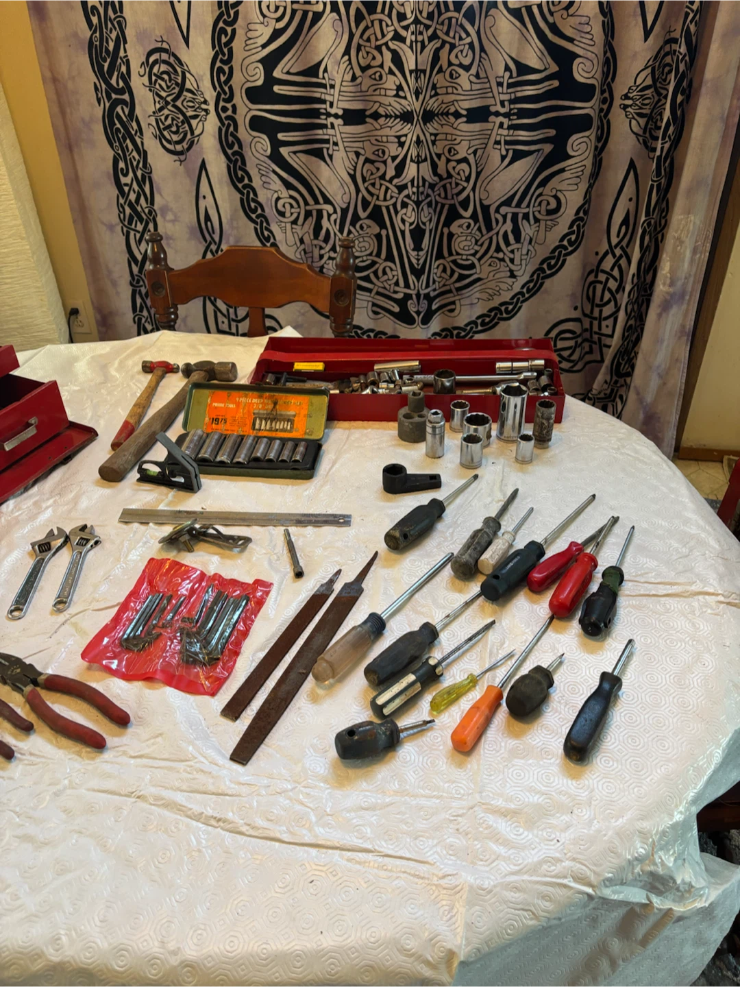Red Metal Toolbox with Assorted Hand Tools - photo 2