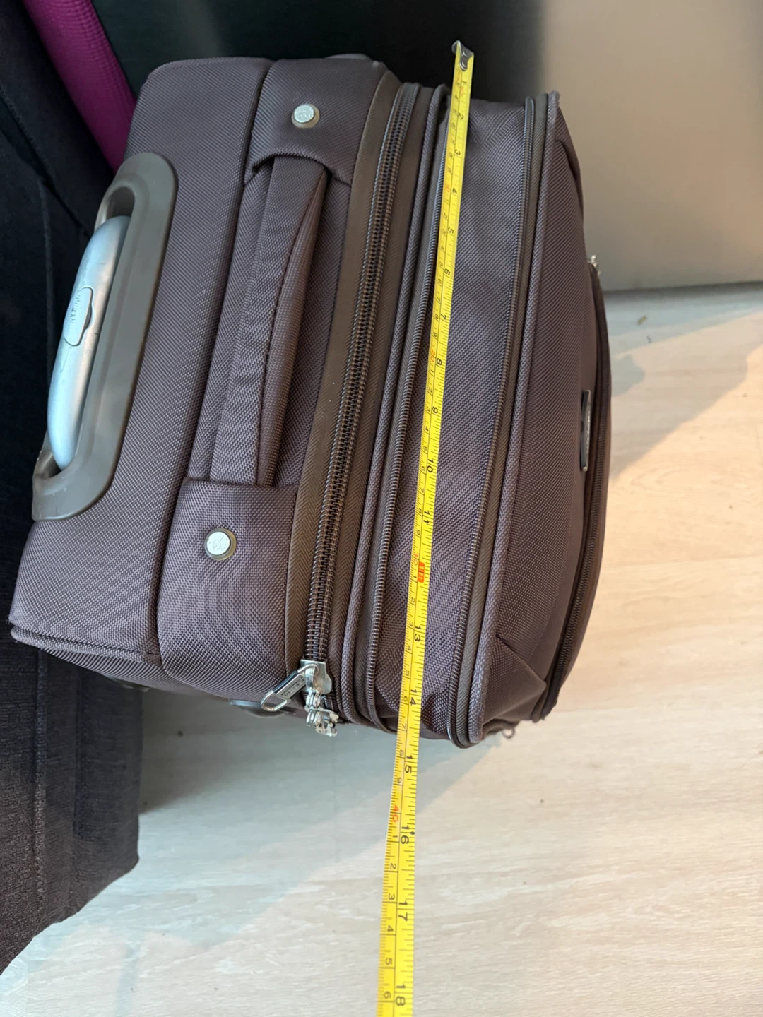 Santa Barbara Polo & Racquet Club Rolling Suitcase - photo 4