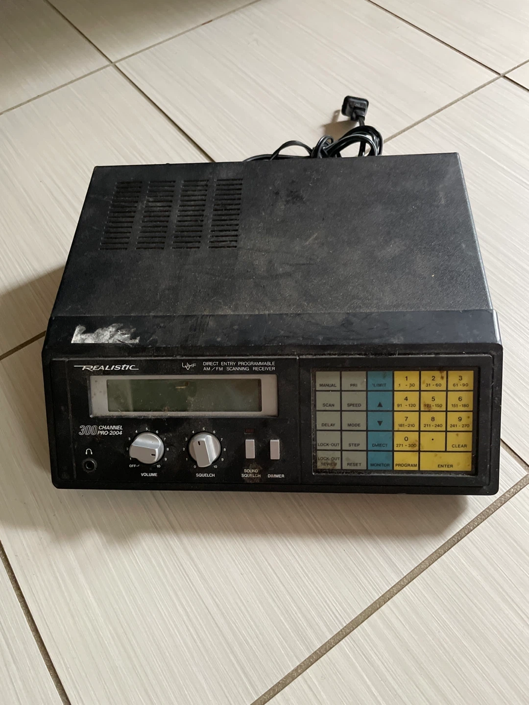 🏈Realistic PRO-2004 300 Channel Scanner