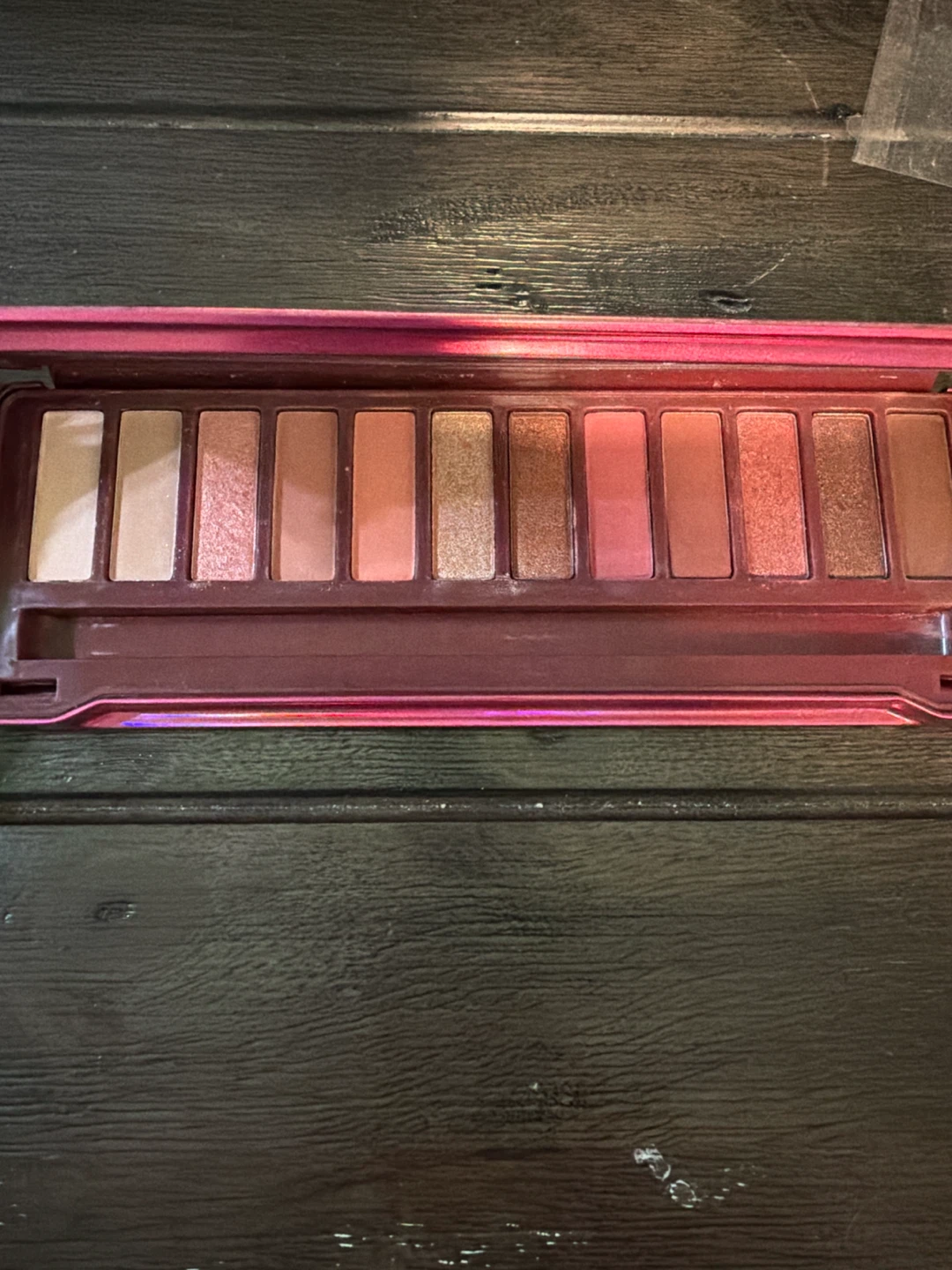 🏈 Ccolor Cherry 12 Color Eyeshadow Palette - photo 3