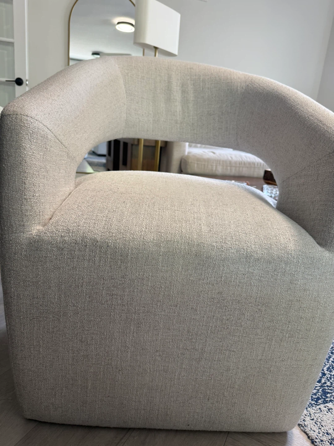 2 Modern beige accent chair - photo 2