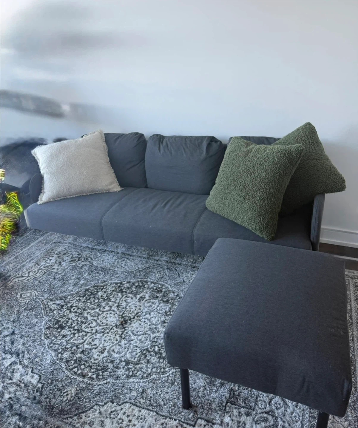 IKEA GLOSTAD Loveseat with chaise, Knisa dark gray