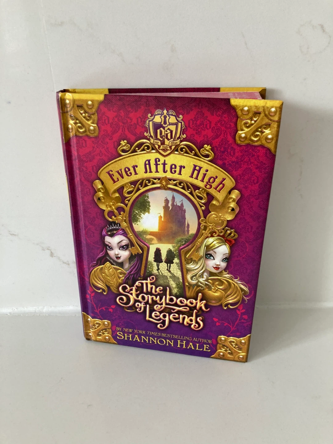 🏈Ever After High: The Storybook of Legends