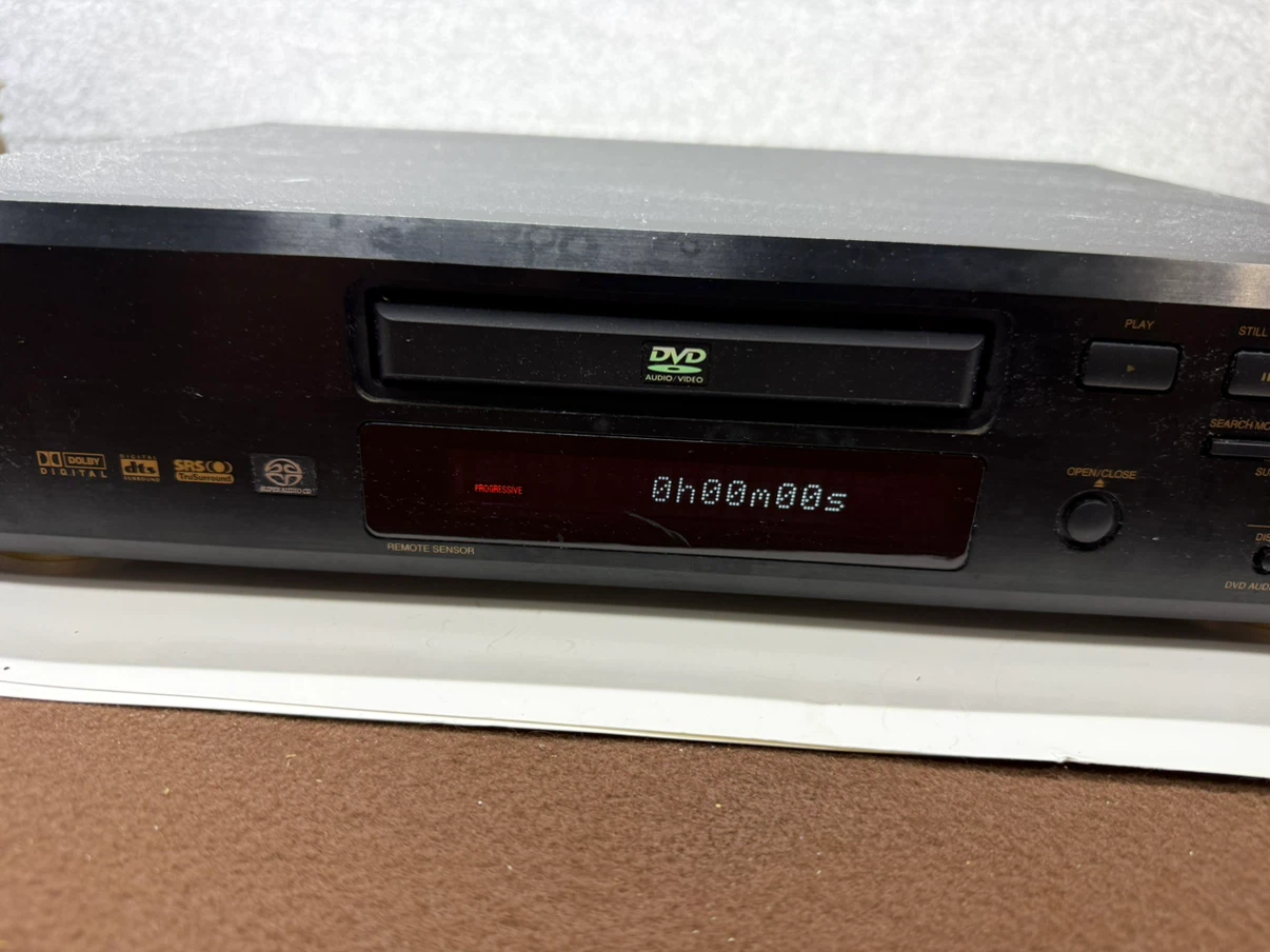 Denon DVD-2200 DVD SACD Player For Parts Repair As Is - photo 4