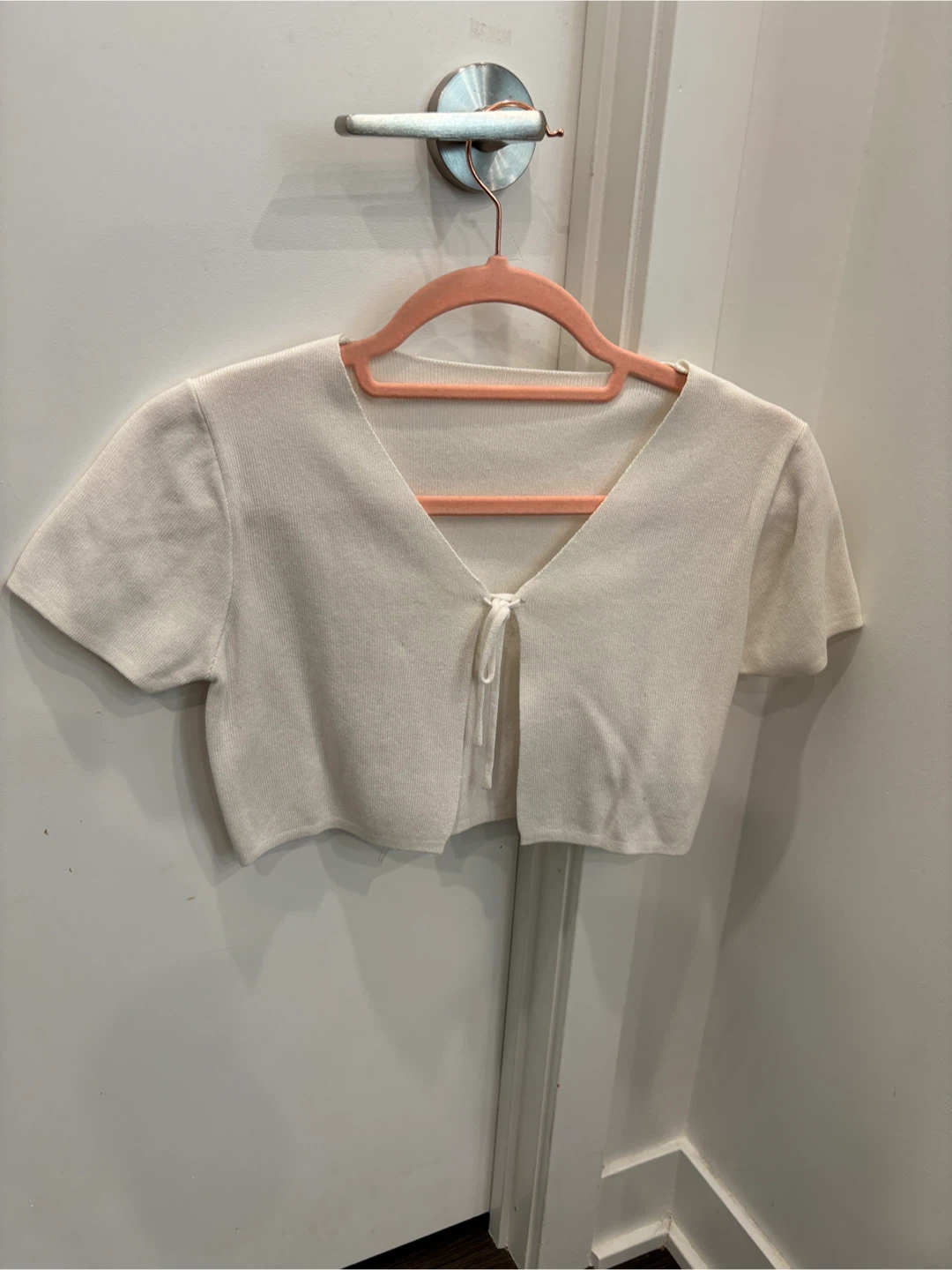 Tie-front cropped cardigan shrugs (White & Black)