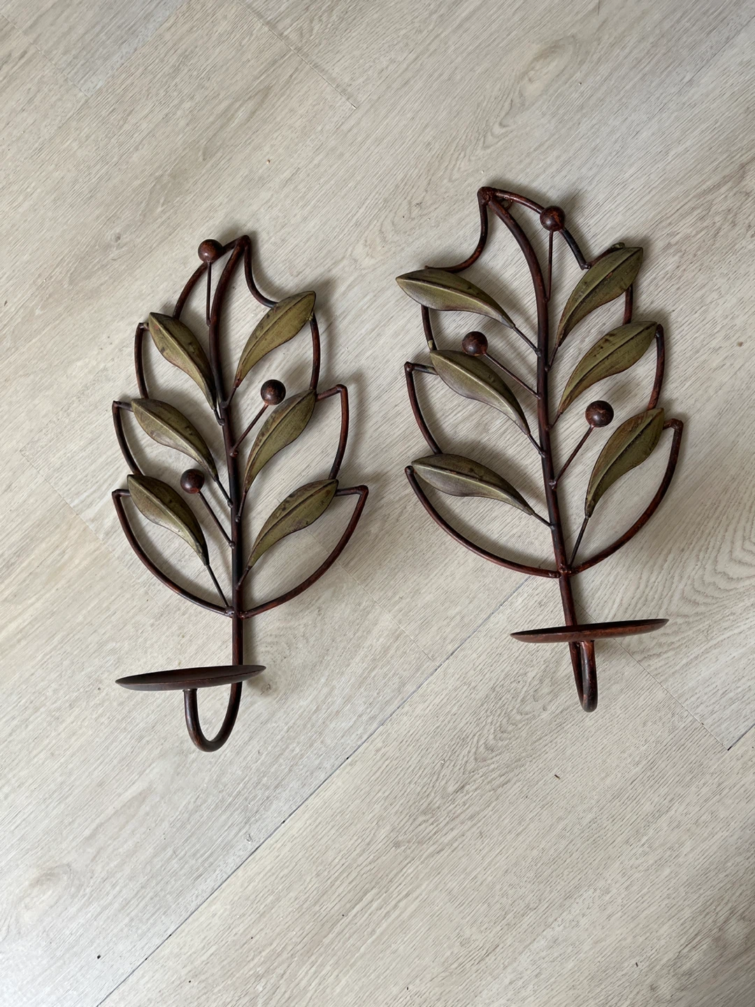 Set of 2 Leaf Wall Candle Sconces