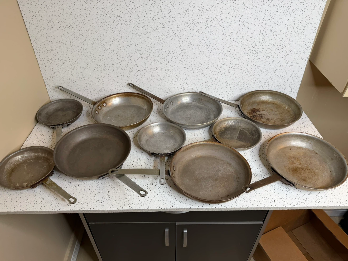 Assorted Vintage Aluminum Frying Pans - photo 2