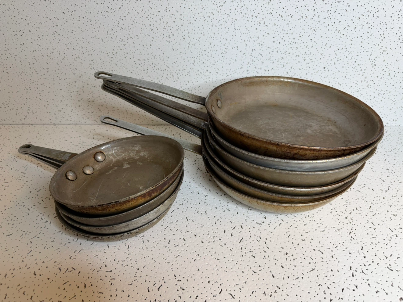 Assorted Vintage Aluminum Frying Pans - photo 3