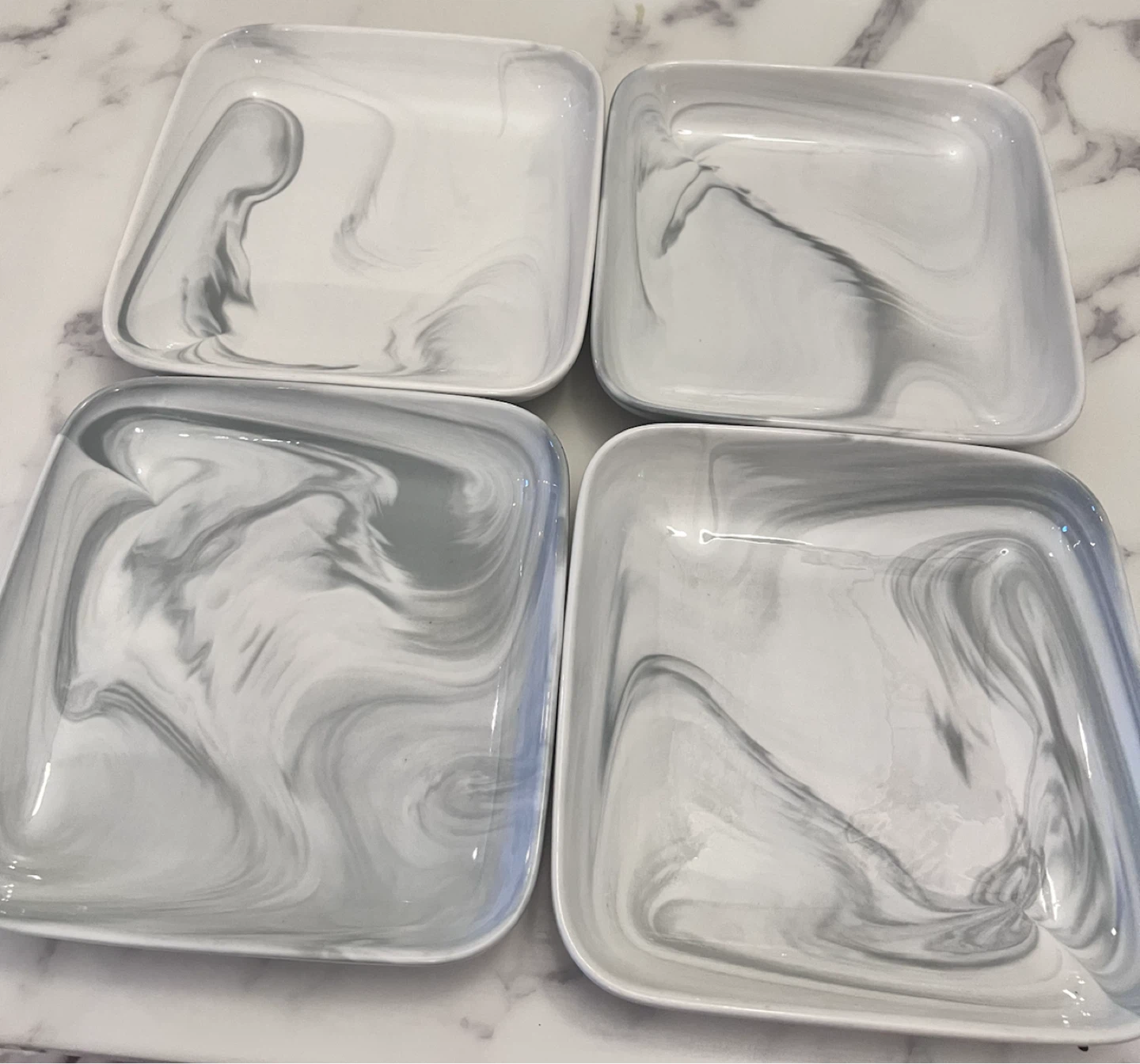 Set of 4 Marble Pattern Square Plates