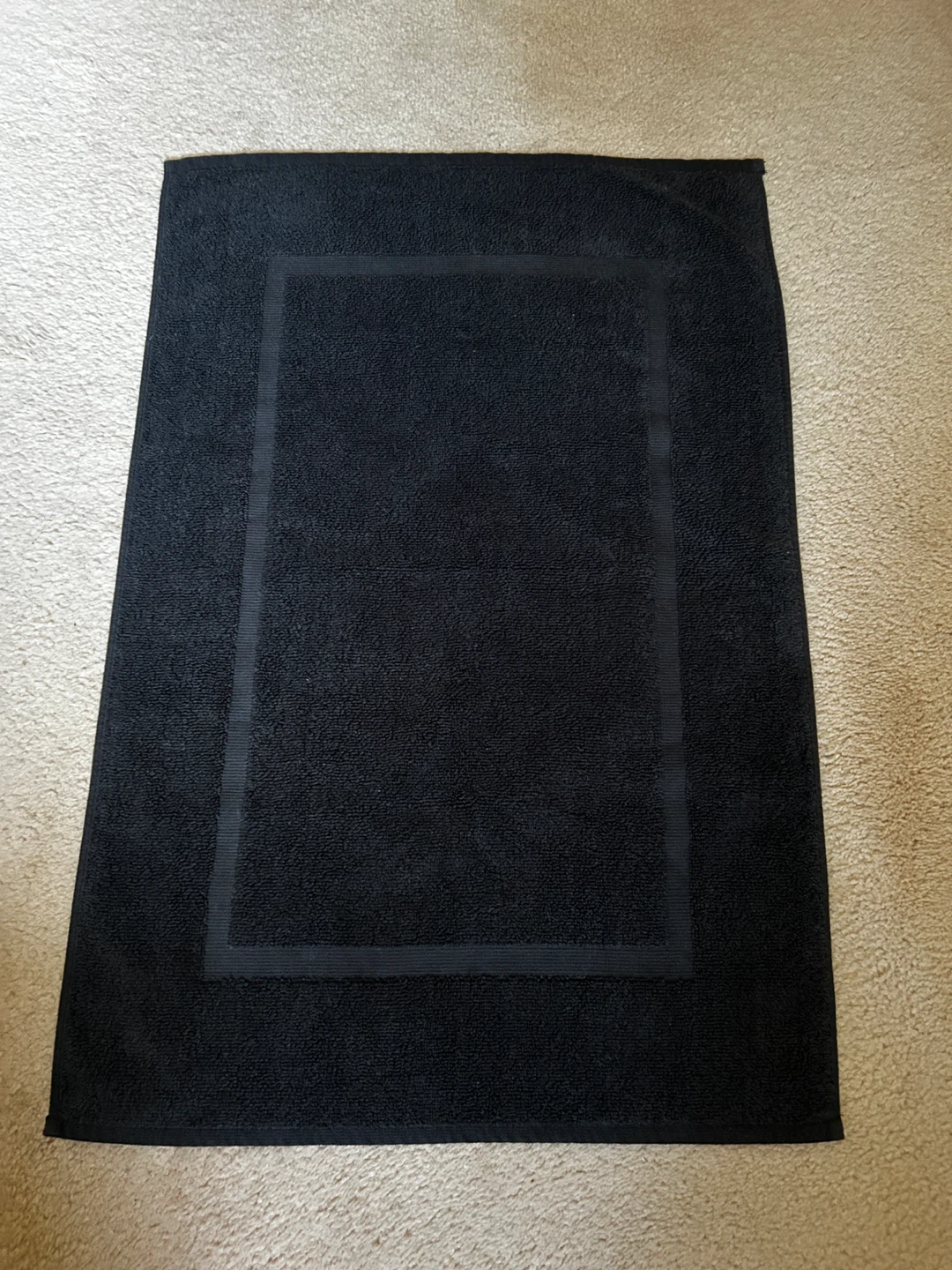 Black cotton bath mat (or kitchen)