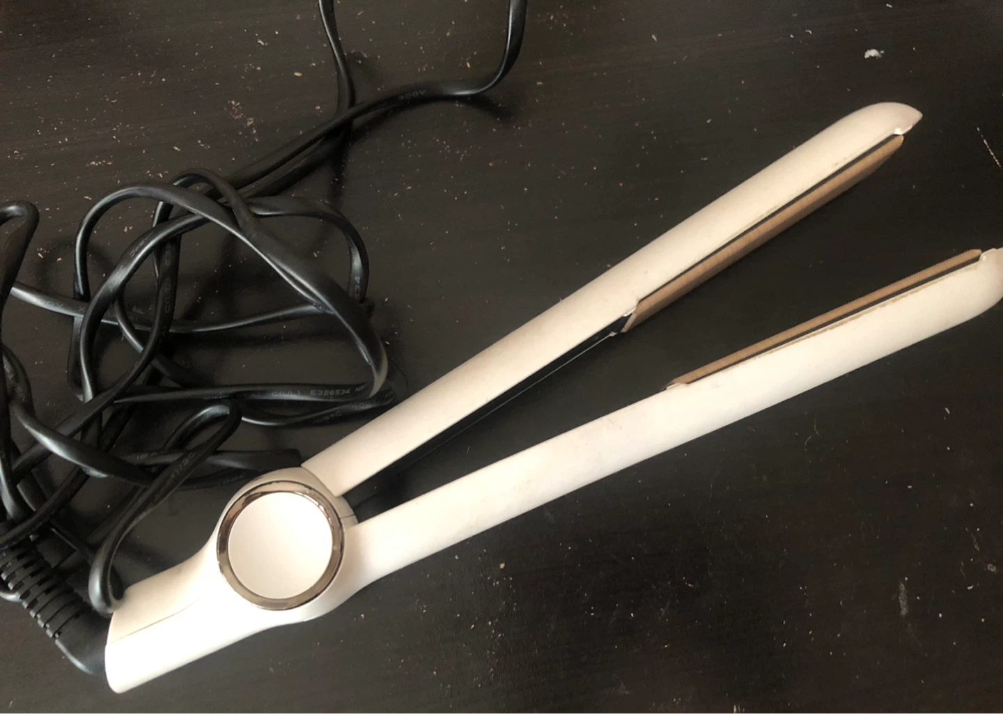 T3 Hair Straightener White🏈