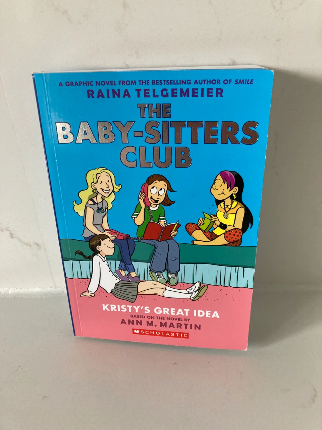 🏈1: The Baby-Sitters Club: Kristy's Great Idea Graphic Novel