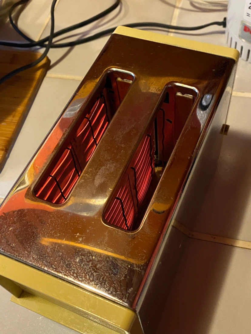 Vintage General Electric Two-Slice Toaster