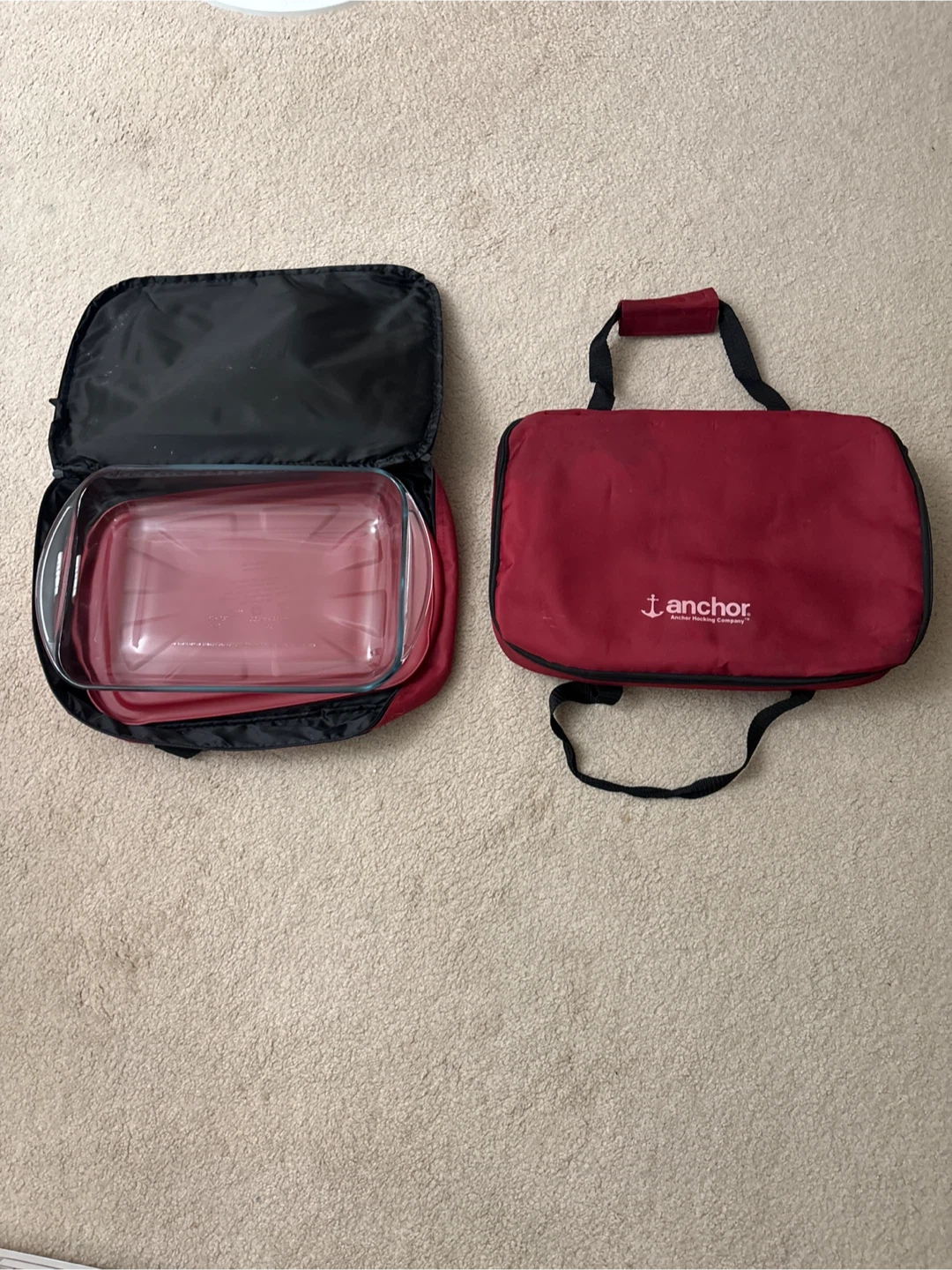 Anchor Hocking Glass Baking Dish with Insulated Carrier