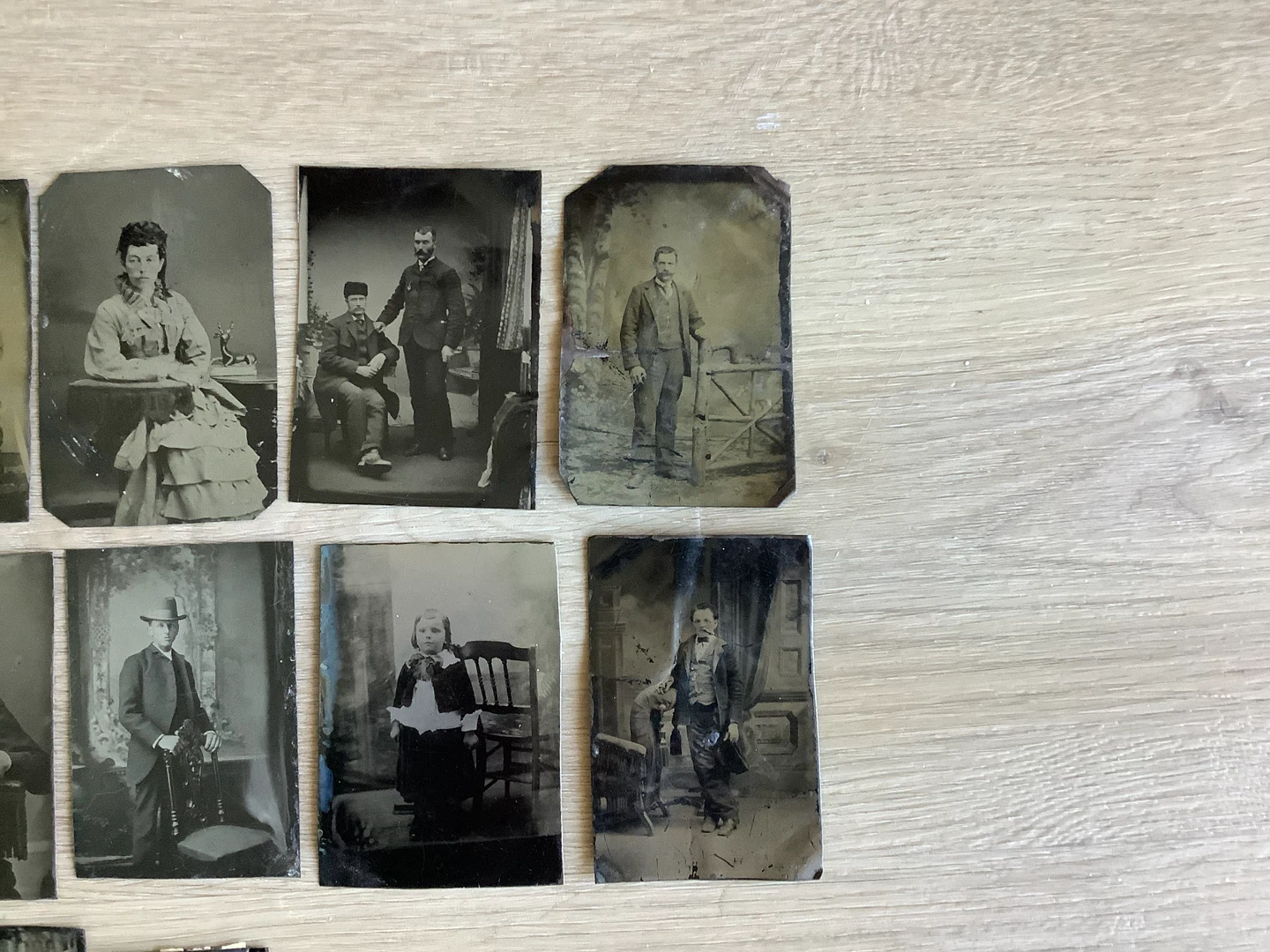 14 Antique Tintype Photographs from the Victorian Era 🐞 - photo 2