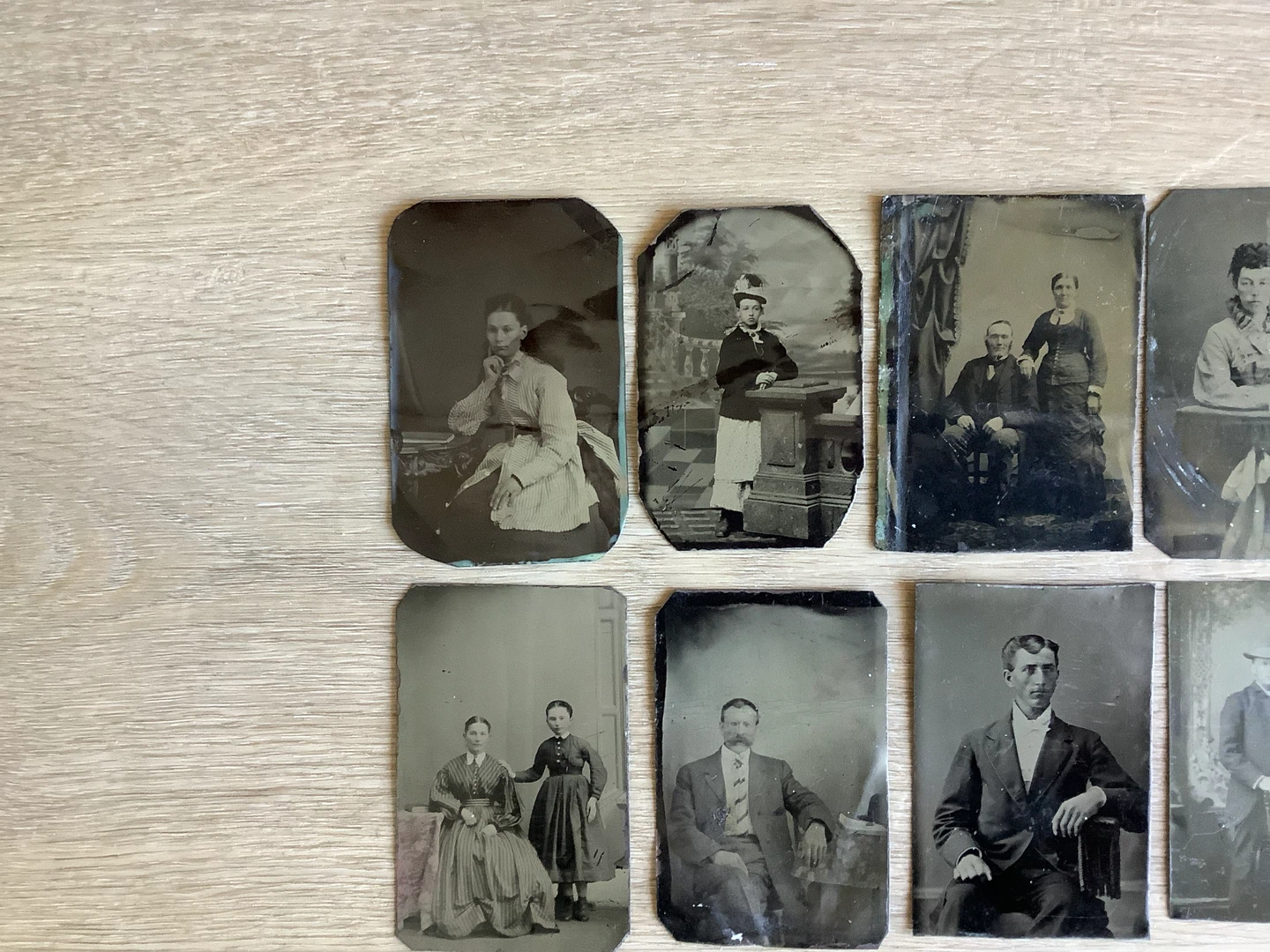 14 Antique Tintype Photographs from the Victorian Era 🐞 - photo 3