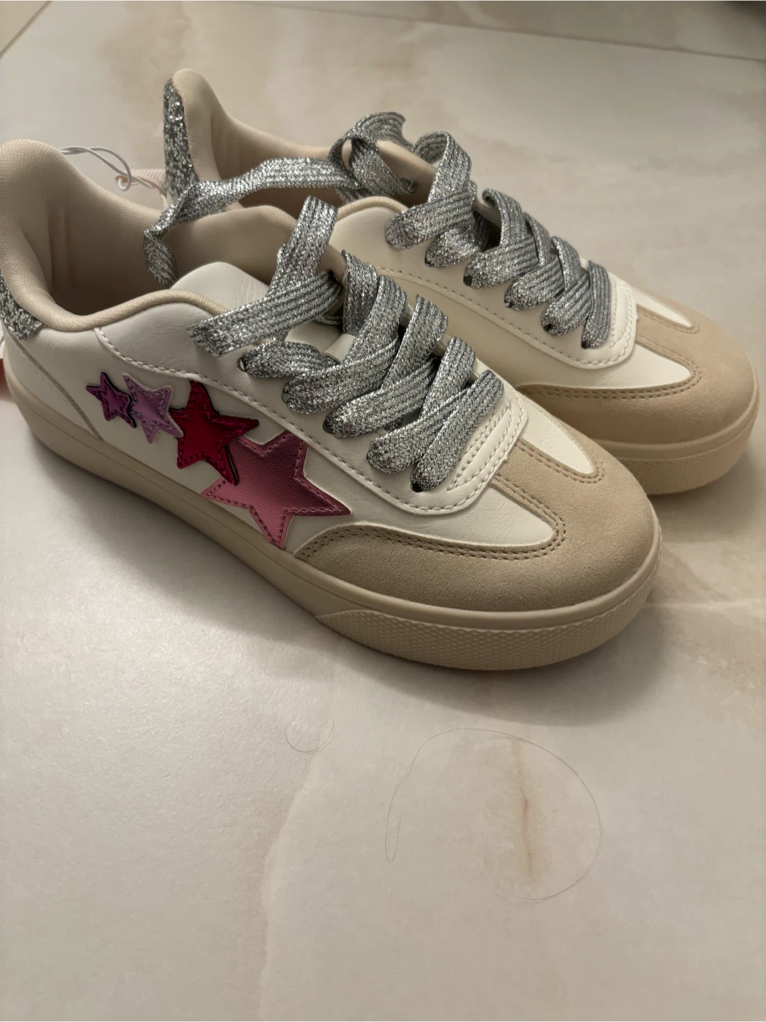 Joe Fresh Kids Star Sneakers Size 2