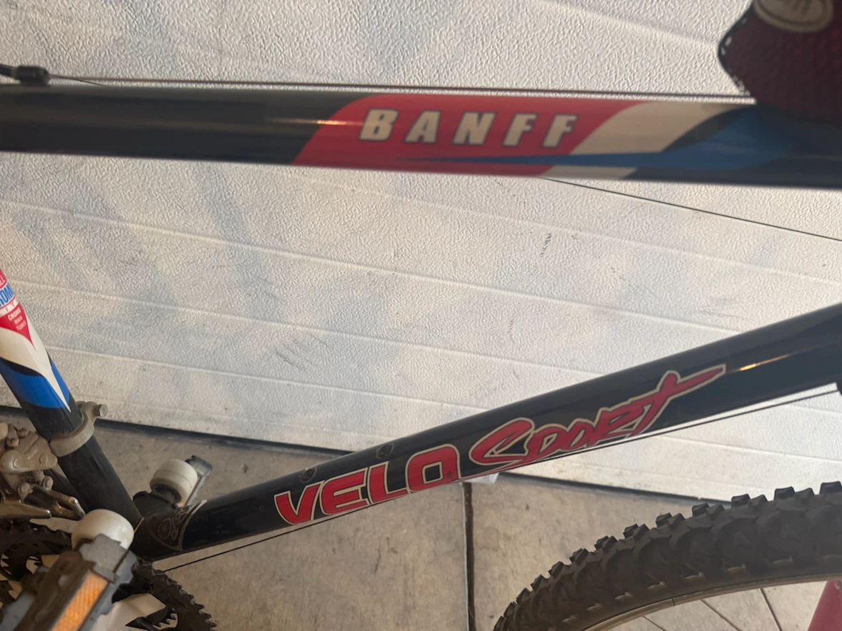 Men’s Limited Edition Banff Mountain Touring Bike - photo 4