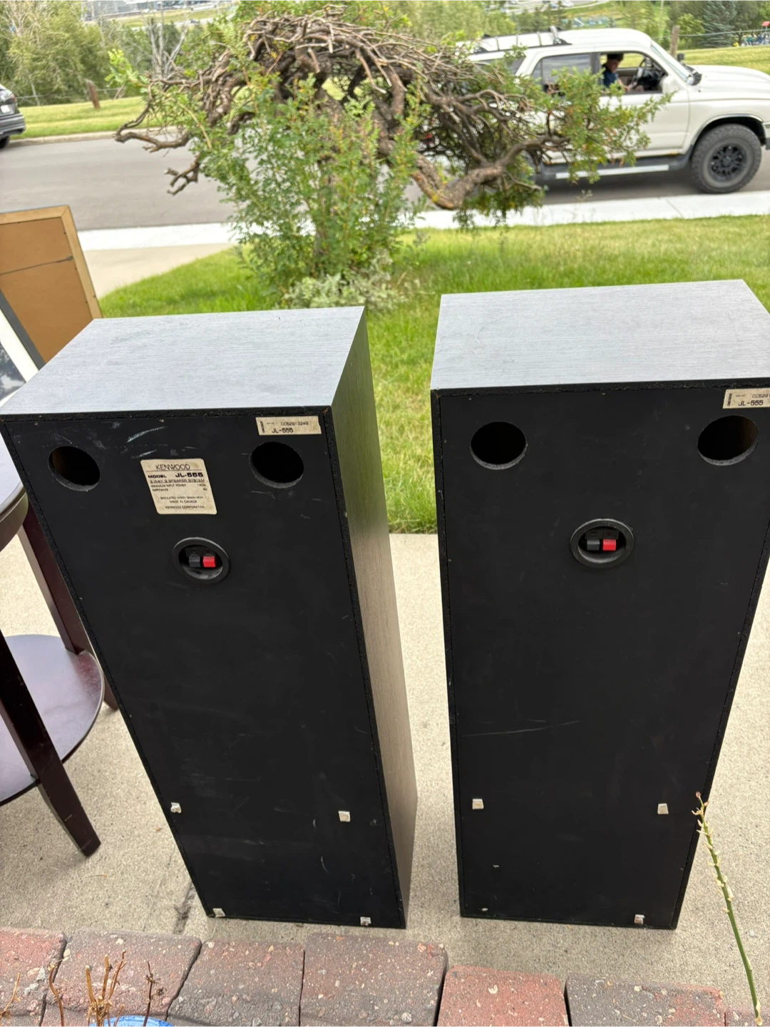 Kenwood Speaker Towers - set of 2 - photo 3