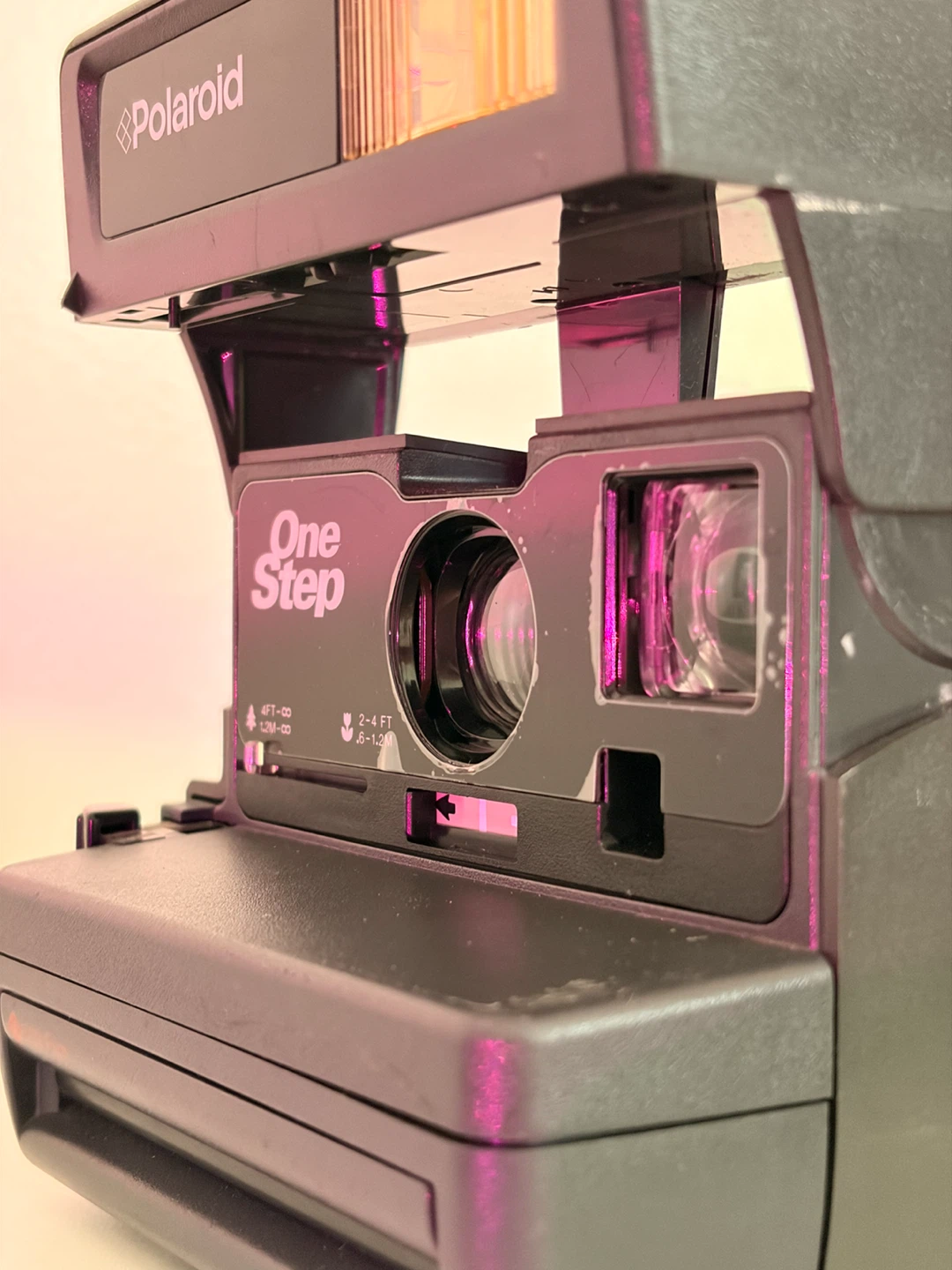 Polaroid OneStep 600 Instant Camera - photo 3
