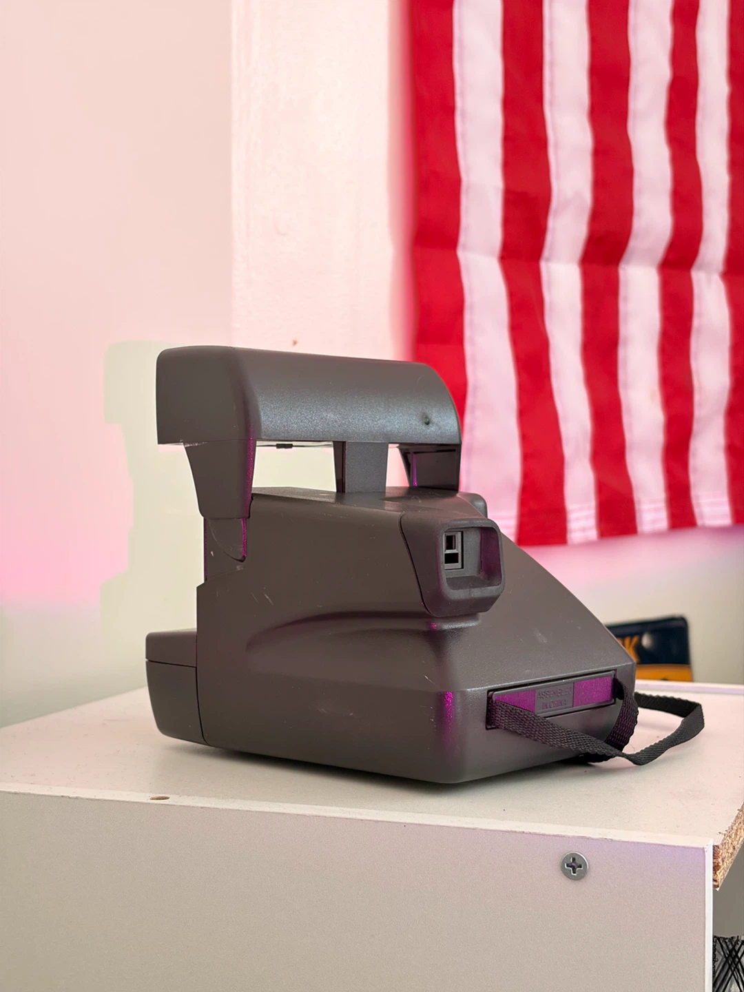 Polaroid OneStep 600 Instant Camera - photo 4
