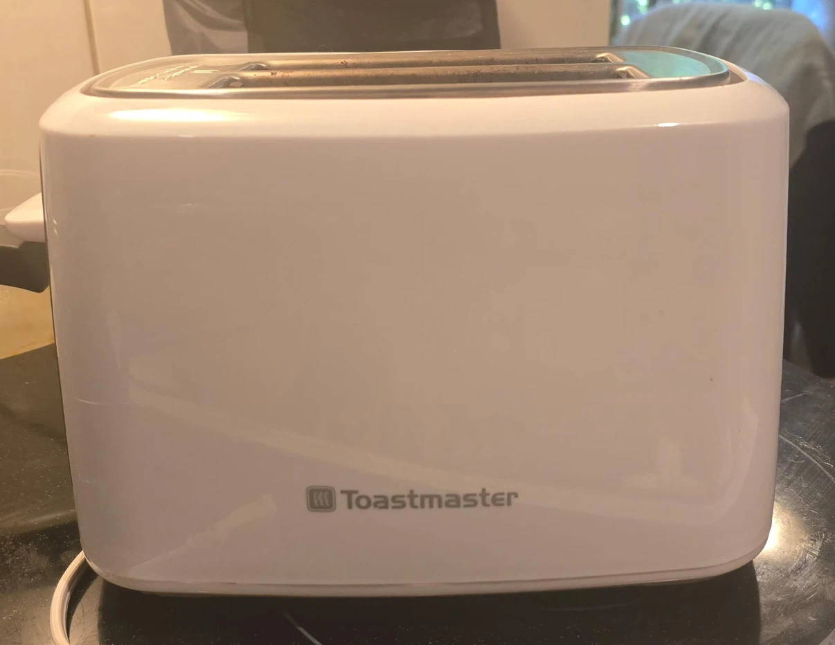 Toastmaster 2-Slice Toaster - photo 2