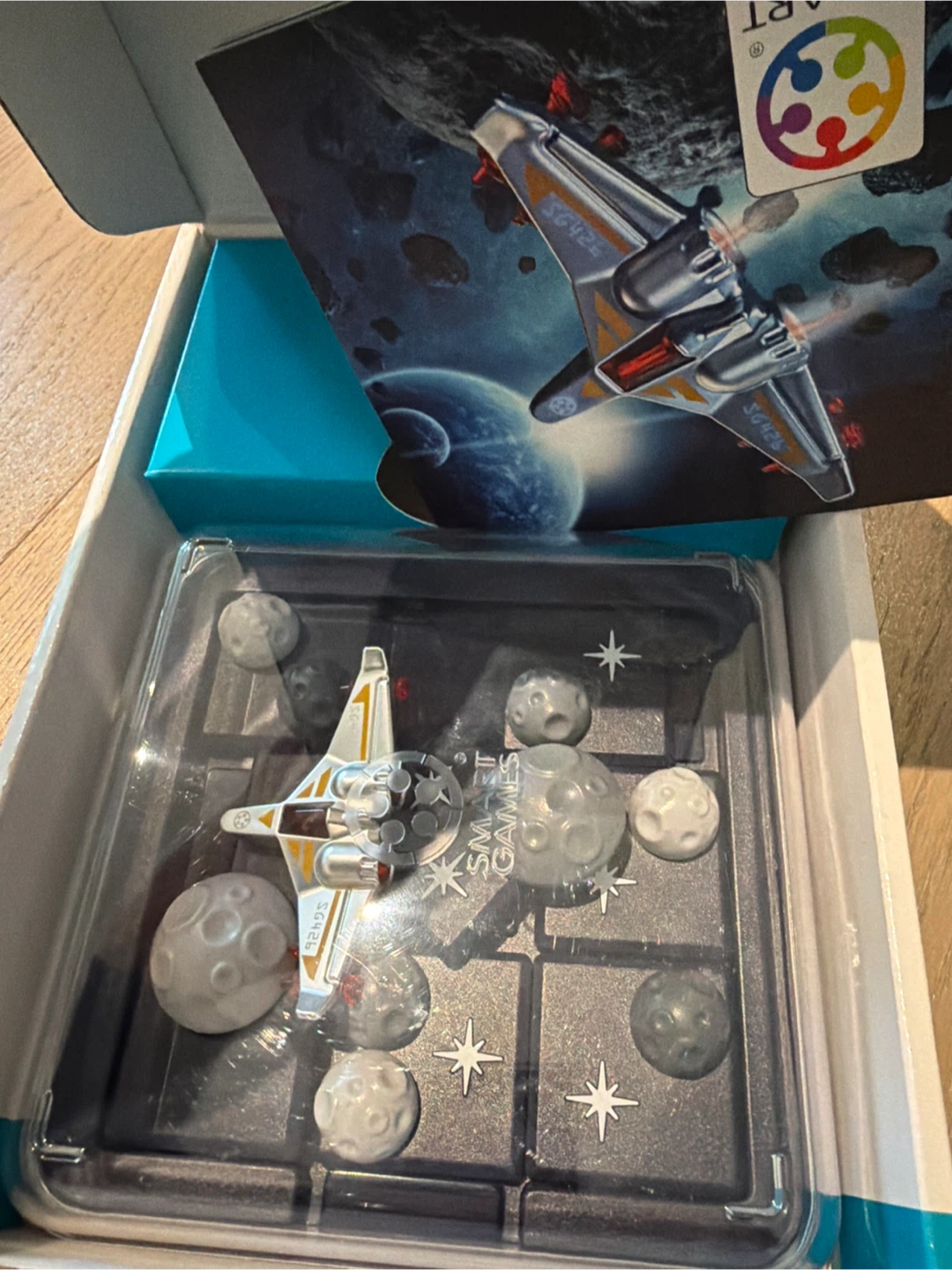 SmartGames Asteroid Escape Puzzle - photo 2