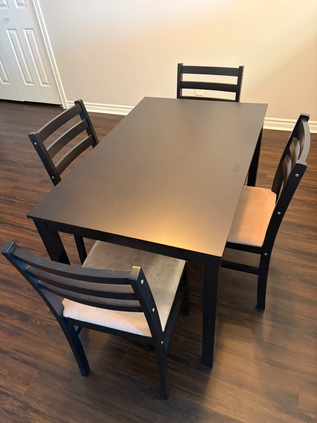 Dining Table with 4 Chairs