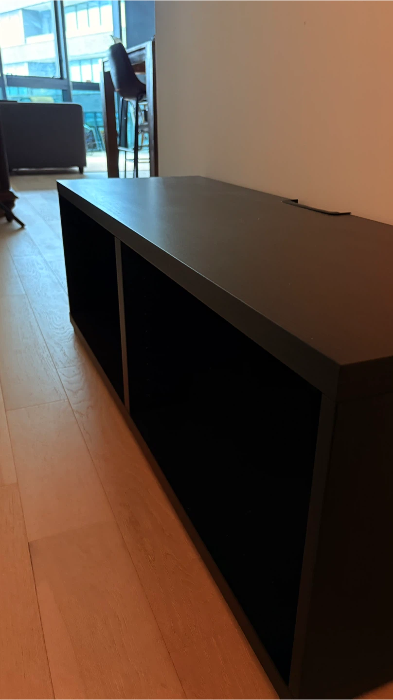 Black entertainment unit