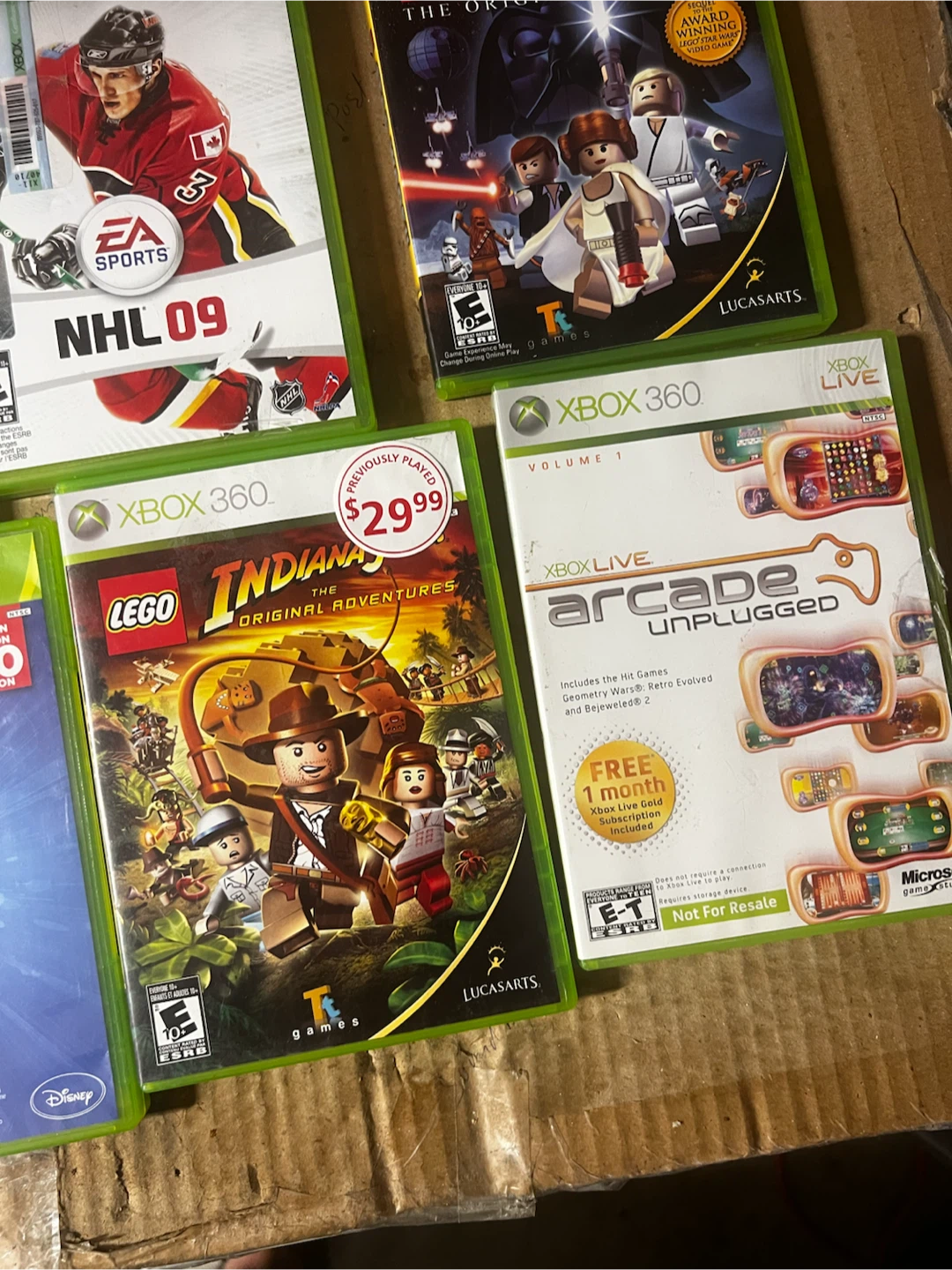 Xbox 360 Console with two controllers and 16 games Games - photo 3