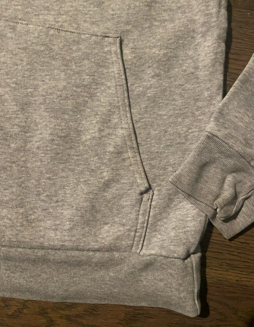🏈 EUC Adidas Grey Crewneck Pullover Sweatshirt - Youth M 🏈 - photo 2