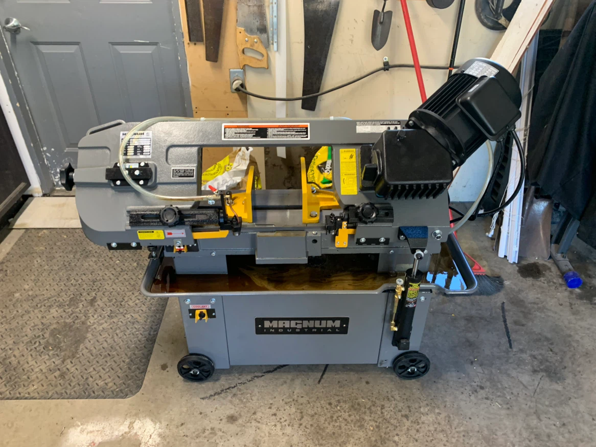 Magnum Industrial Metal Cutting Band Saw
